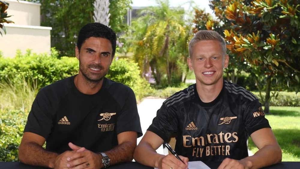 每个人都在 每个人都在