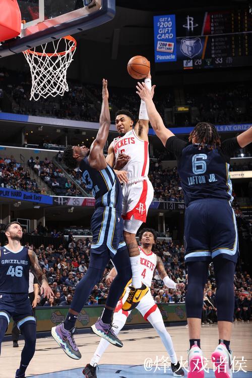 基德盛赞马丁攻防俱佳，助球队紧追比分关键时刻表现突出